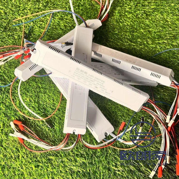 40-60Wx8公母插头驱动