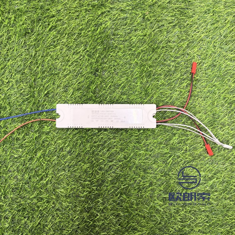 40-60*4驱动-双色-公母插头